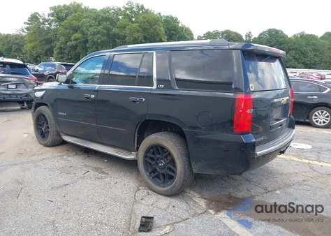 2015 Chevrolet Tahoe Ltz z USA, uszkodzony, nr VIN 1GNSKCKC8FR102671